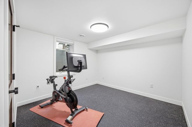 825 Park Drive S, Fargo, ND 58103