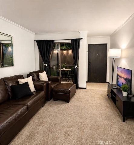 2801 N Los Felices East 104, Palm Springs, CA 92262