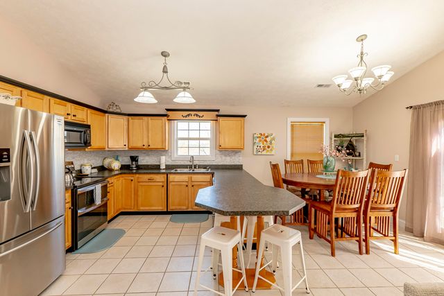 364 Twin Rivers Drive, Bronston, KY 42518