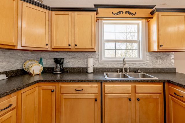 364 Twin Rivers Drive, Bronston, KY 42518