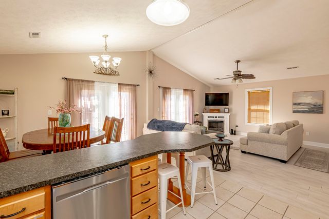 364 Twin Rivers Drive, Bronston, KY 42518