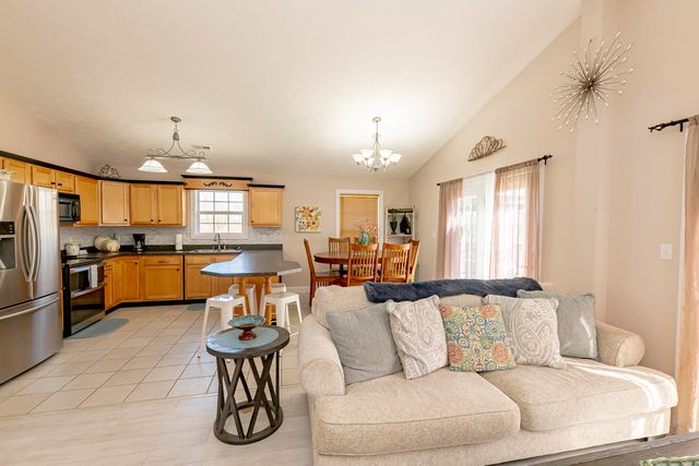 364 Twin Rivers Drive, Bronston, KY 42518