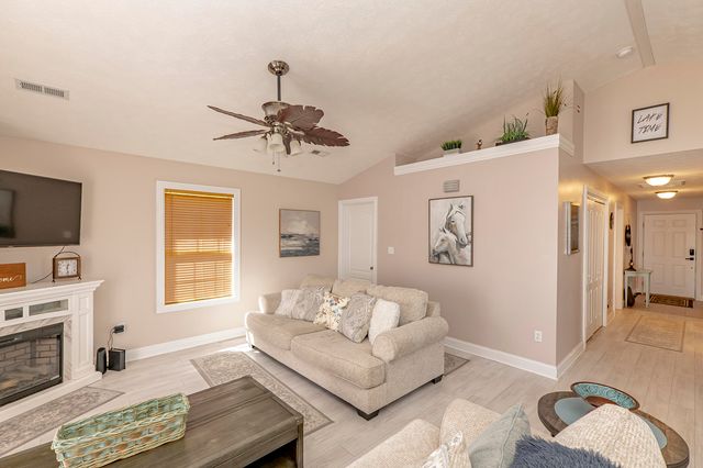 364 Twin Rivers Drive, Bronston, KY 42518