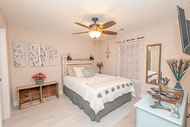 364 Twin Rivers Drive, Bronston, KY 42518