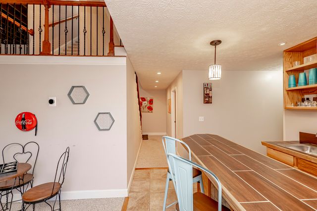 364 Twin Rivers Drive, Bronston, KY 42518