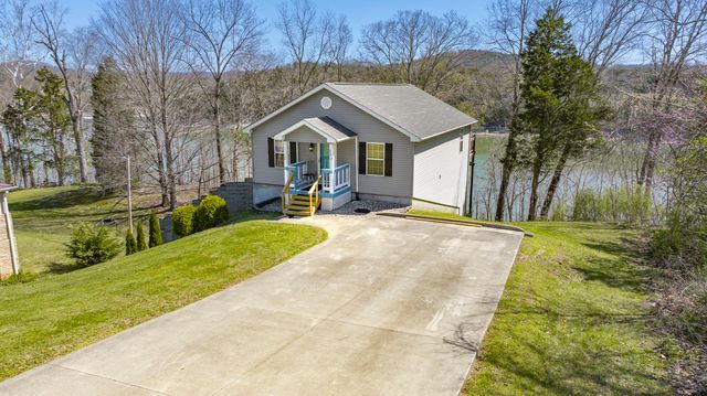 364 Twin Rivers Drive, Bronston, KY 42518