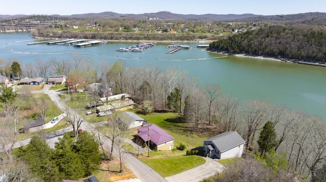 364 Twin Rivers Drive, Bronston, KY 42518