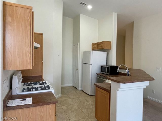 8680 Horizon Wind Avenue 101, Las Vegas, NV 89178