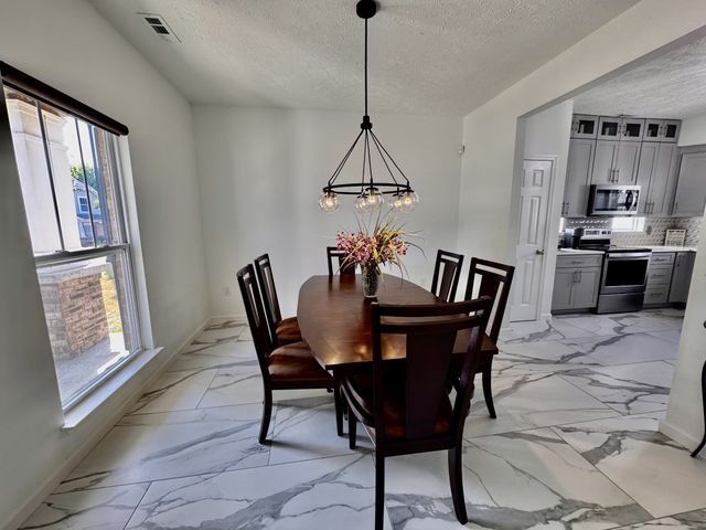 947 Legacy Park Rd, Mount Juliet, TN 37122