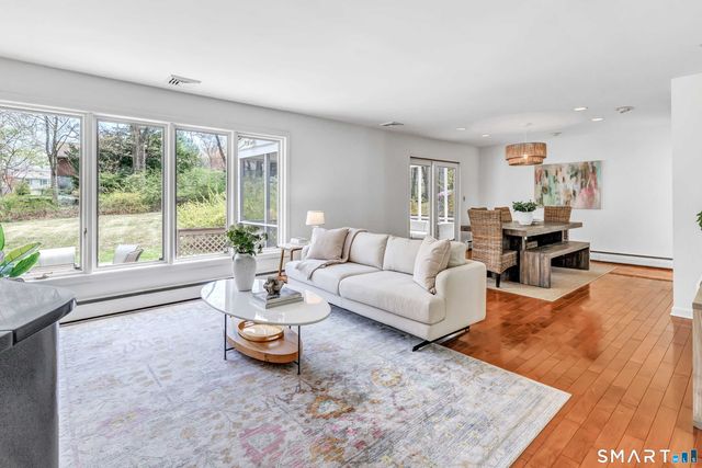 89 Random Road, Fairfield, CT 06825