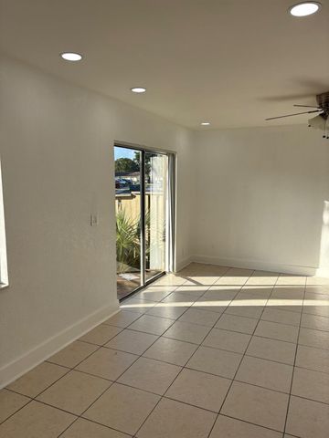 2218 NW 58th Ave 1, Fort Lauderdale, FL 33313