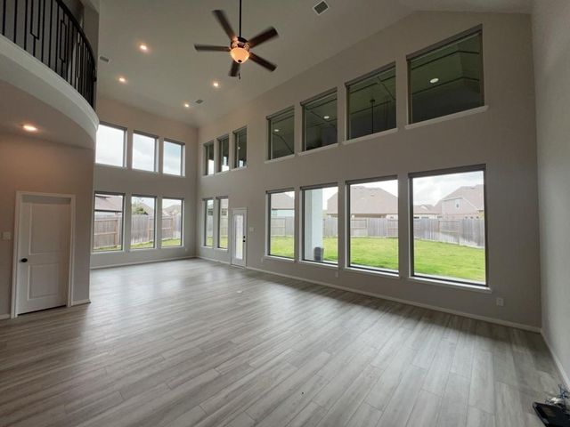 18411 Starlight Valley Trail, Cypress, TX 77433