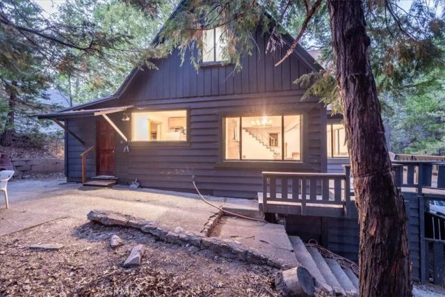 380 Dolly Varden, Lake Arrowhead, CA 92352