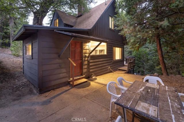 380 Dolly Varden, Lake Arrowhead, CA 92352