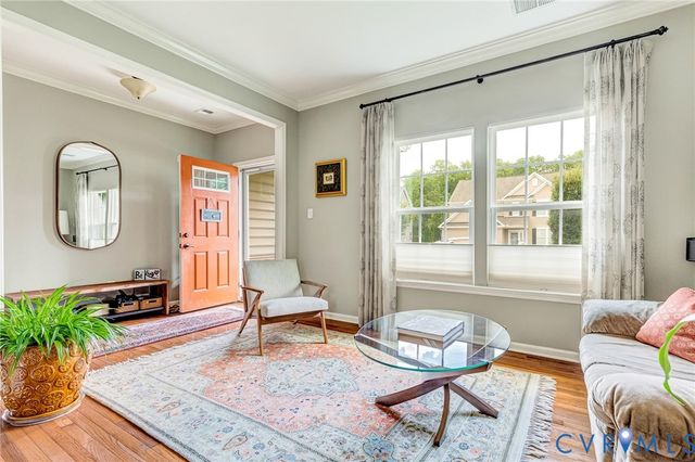 9511 Thornecrest Dr, Hanover, VA 23116