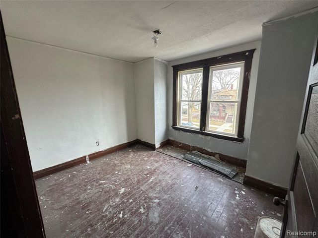 5115 Seyburn Street, Detroit, MI 48213