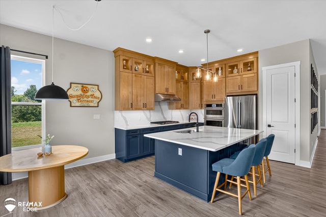 758 Sutton Court, York Twp, MI 48176