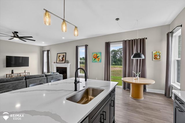 758 Sutton Court, York Twp, MI 48176