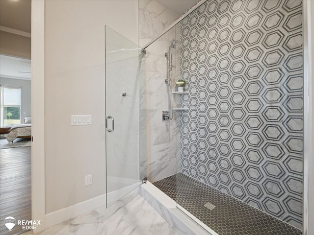 758 Sutton Court, York Twp, MI 48176