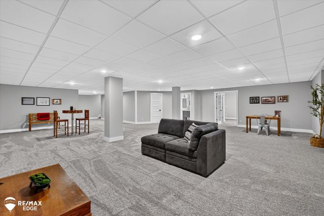 758 Sutton Court, York Twp, MI 48176