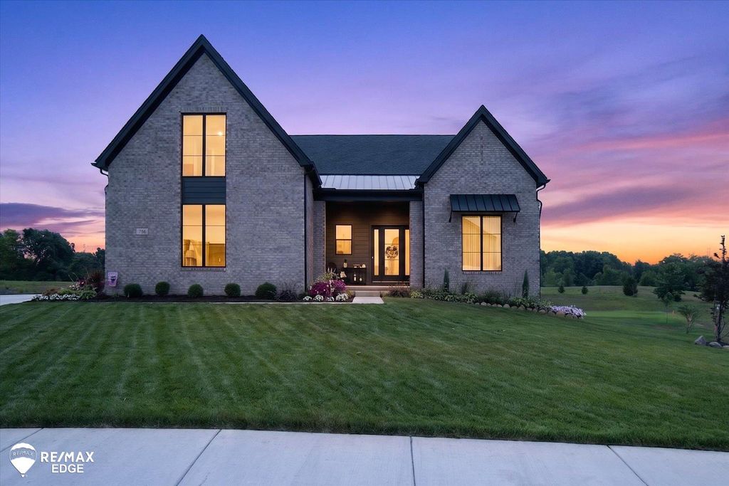 758 Sutton Court, York Twp, MI 48176