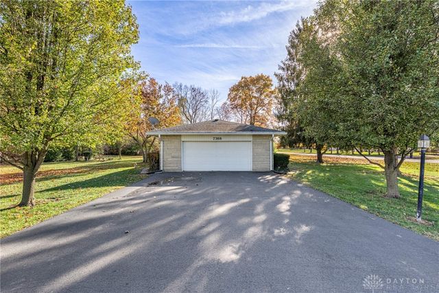 7368 San Fernando Road, Huber Heights, OH 45424
