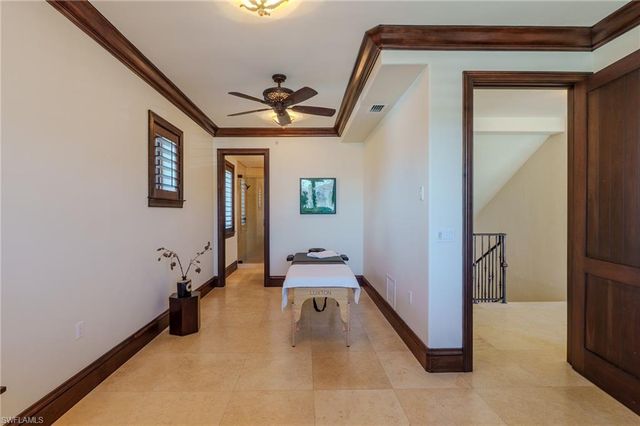 200 Golf DR, Naples, FL 34102