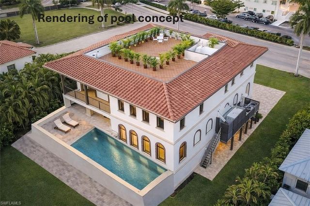 200 Golf DR, Naples, FL 34102
