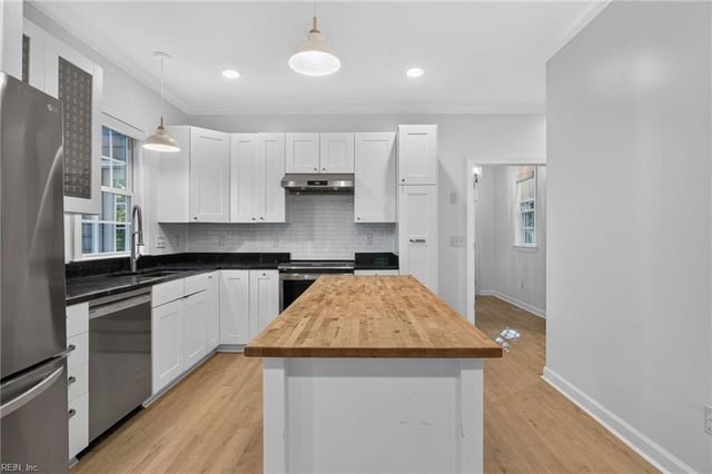147 Country Club DR, Williamsburg, VA 23188