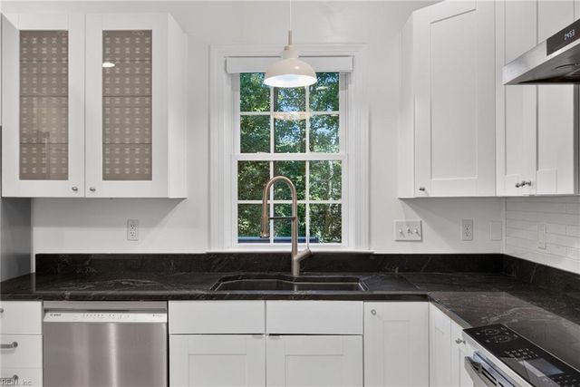 147 Country Club DR, Williamsburg, VA 23188