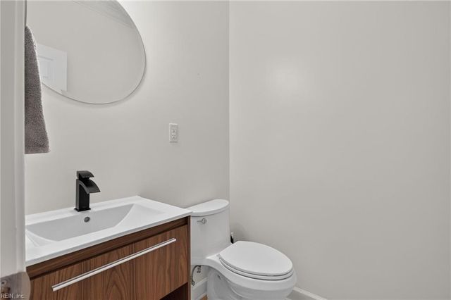 147 Country Club DR, Williamsburg, VA 23188