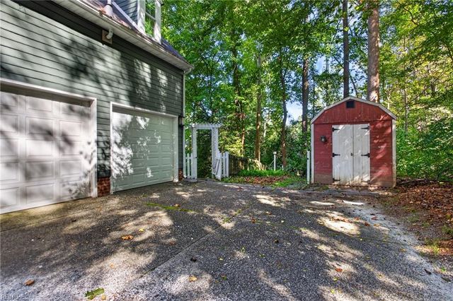 147 Country Club DR, Williamsburg, VA 23188