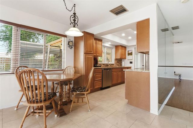 2039 IMPERIAL WAY, Clearwater, FL 33764