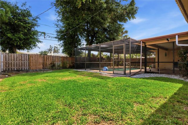 2039 IMPERIAL WAY, Clearwater, FL 33764