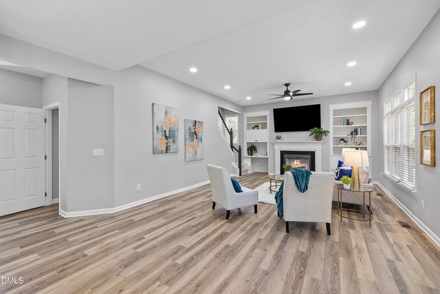 922 Haywards Heath Lane, Apex, NC 27502
