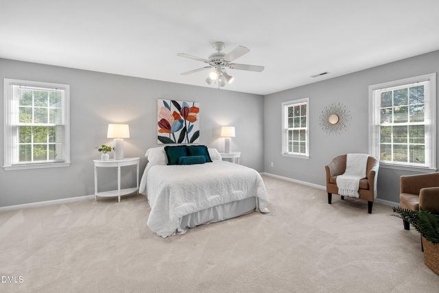922 Haywards Heath Lane, Apex, NC 27502
