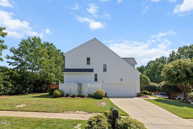 922 Haywards Heath Lane, Apex, NC 27502