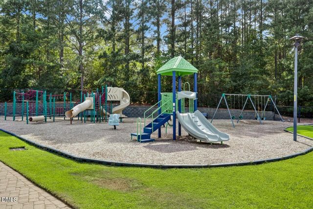 922 Haywards Heath Lane, Apex, NC 27502