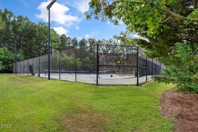 922 Haywards Heath Lane, Apex, NC 27502