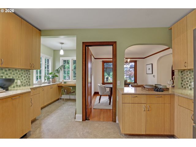 2847 Ne 31ST Ave, Portland, OR 97212