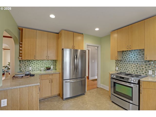 2847 Ne 31ST Ave, Portland, OR 97212