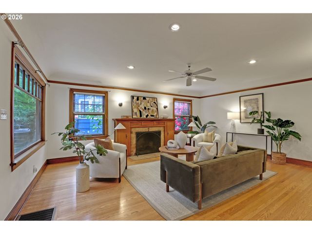 2847 Ne 31ST Ave, Portland, OR 97212