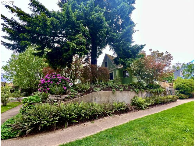 2847 Ne 31ST Ave, Portland, OR 97212