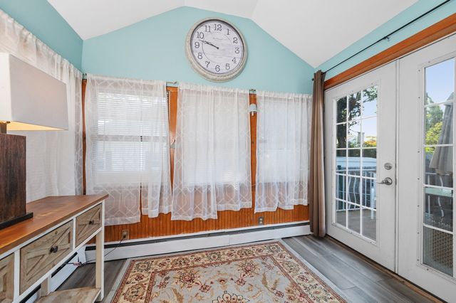 9 Fosters Ln, Wakefield, MA 01880