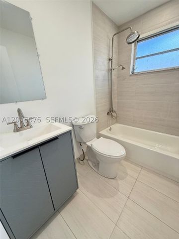 4088 SW 51st St C, Dania Beach, FL 33314