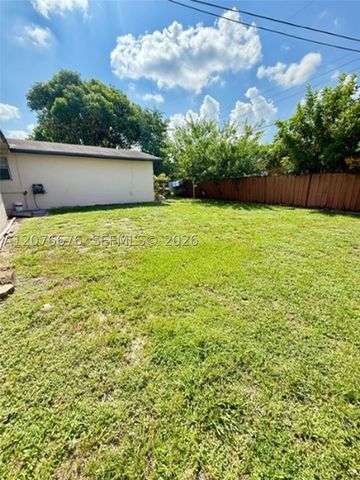 4088 SW 51st St C, Dania Beach, FL 33314