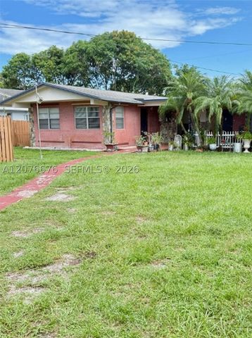 4088 SW 51st St C, Dania Beach, FL 33314