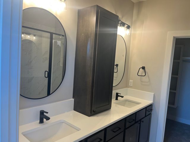 8424 Pebble St, Maize, KS 67101