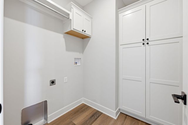 8424 Pebble St, Maize, KS 67101