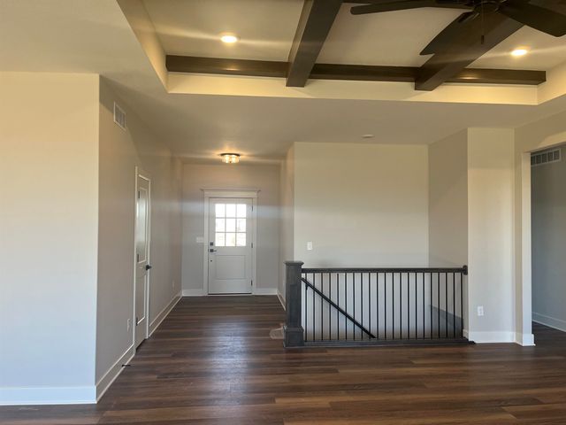 8424 Pebble St, Maize, KS 67101